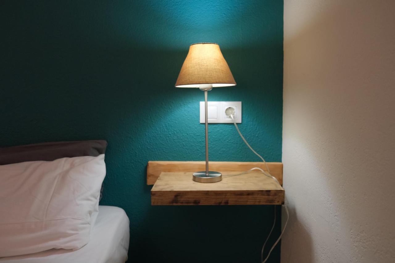 Hotel Arbre De Neu Енкамп Екстериор снимка