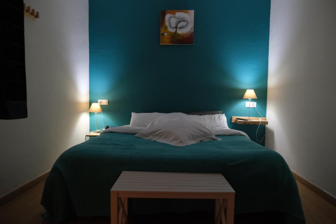 Hotel Arbre De Neu Енкамп Екстериор снимка