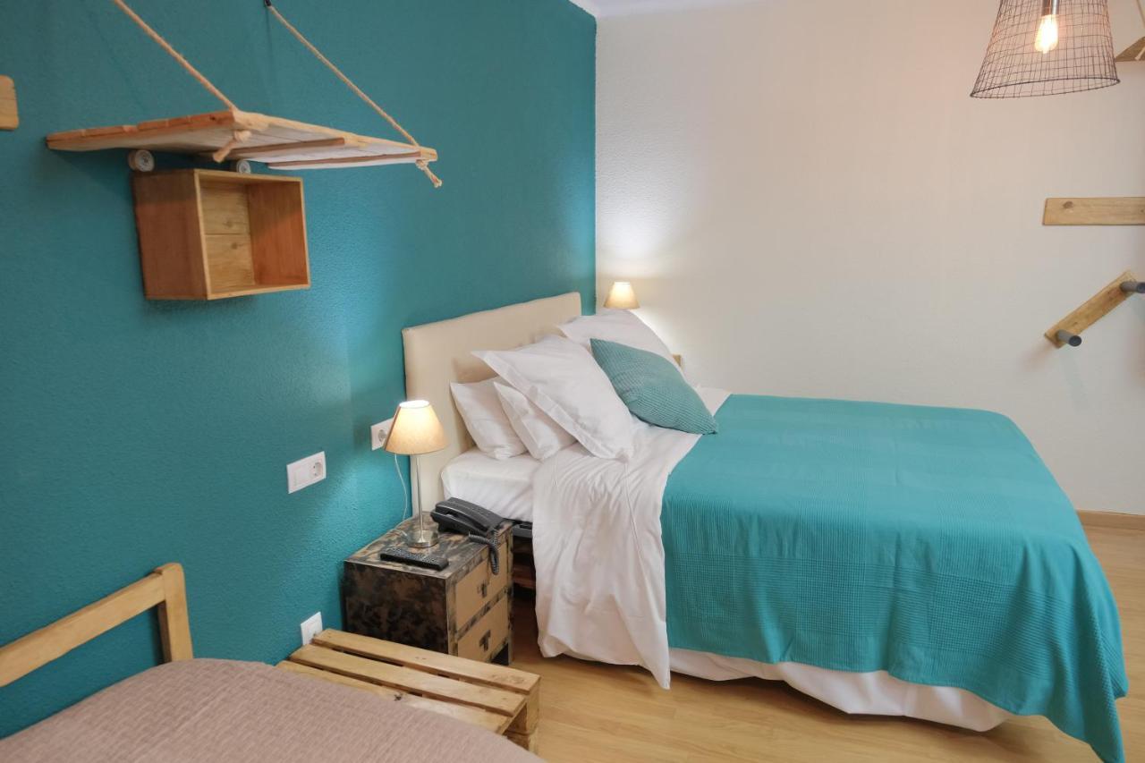 Hotel Arbre De Neu Енкамп Екстериор снимка