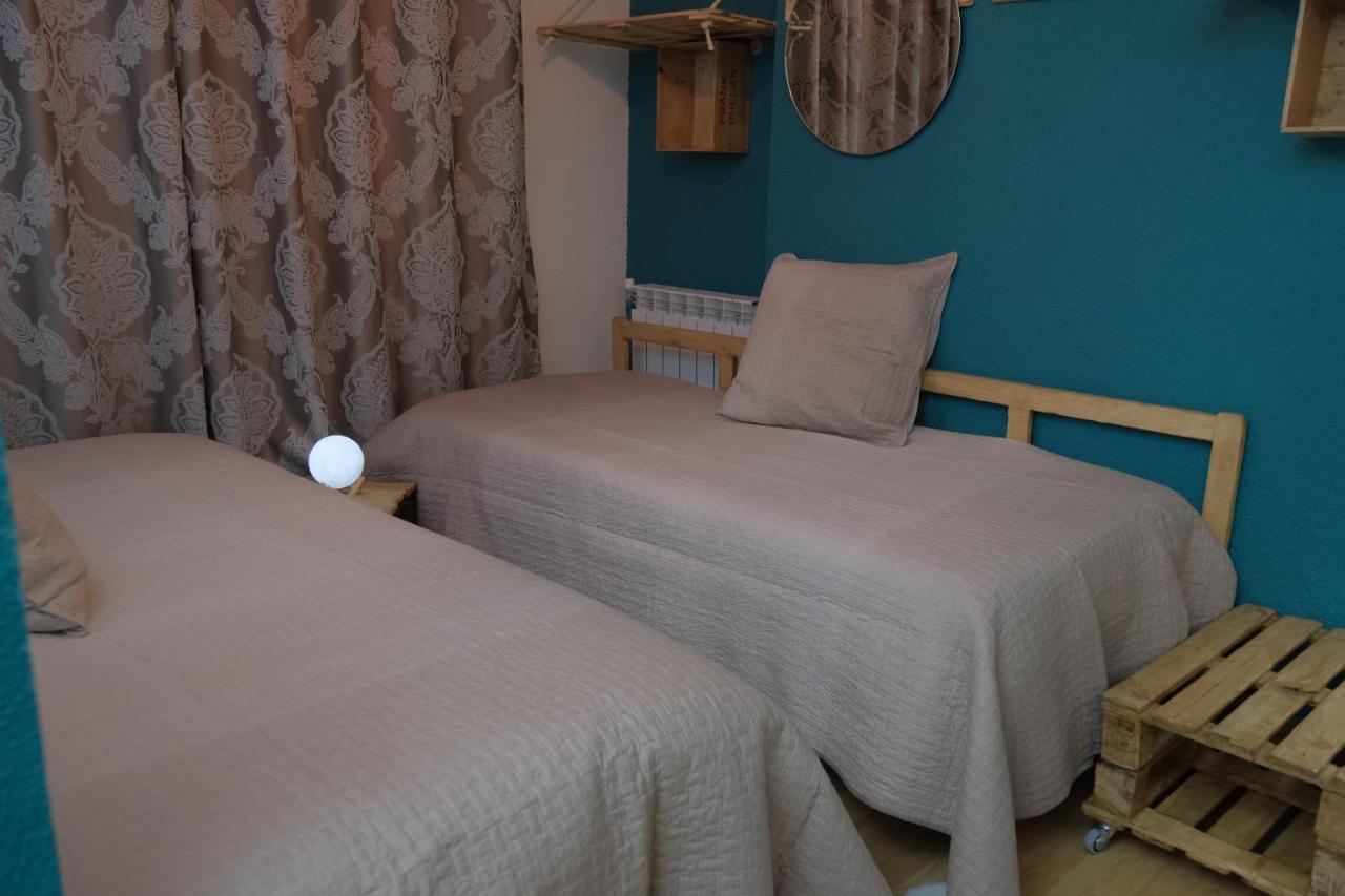 Hotel Arbre De Neu Енкамп Екстериор снимка