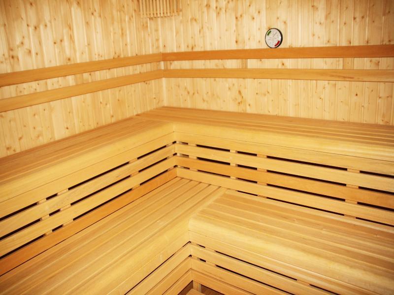 Hotel Arbre De Neu Енкамп Екстериор снимка