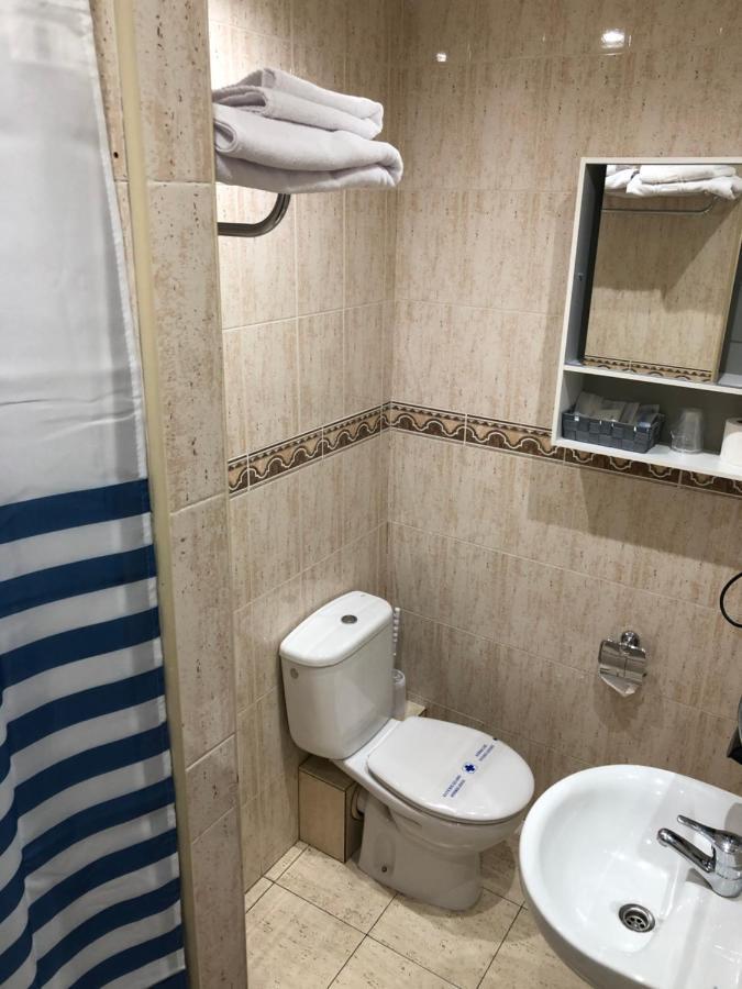 Hotel Arbre De Neu Енкамп Екстериор снимка