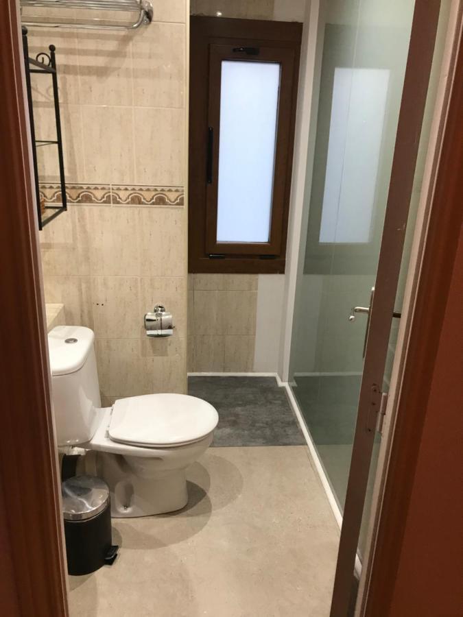 Hotel Arbre De Neu Енкамп Екстериор снимка